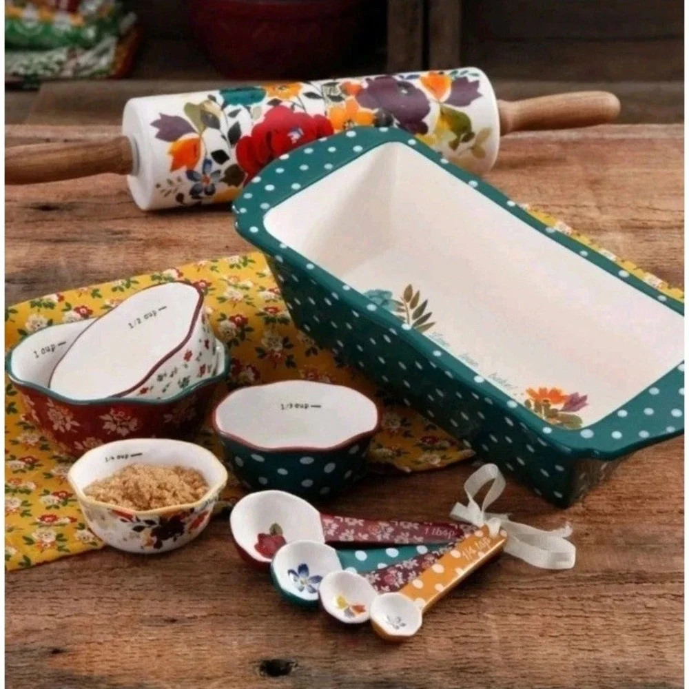 New Pioneer‎ Woman 10-Piece Stoneware Bakeware Combo Set